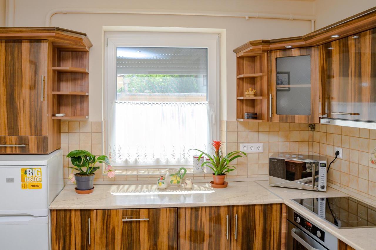Illes Apartmanok I. Hajdúszoboszló Exteriér fotografie